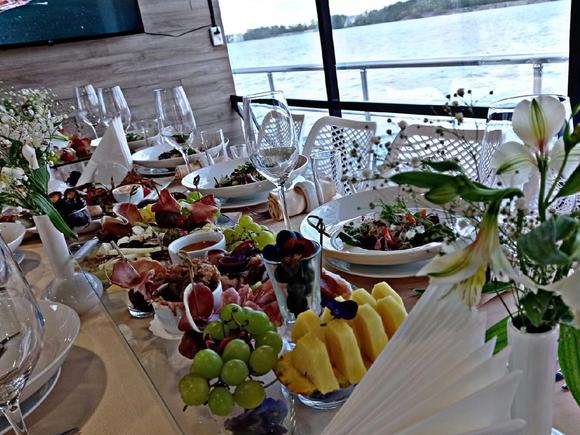 Классическое сытное банкетное меню на 36-40 персон в Воронеже