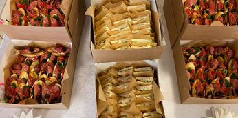 Сытное фуршетное меню для детского праздника на 13-15 персон