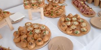 Ассорти канапе и закусок на 25 персон